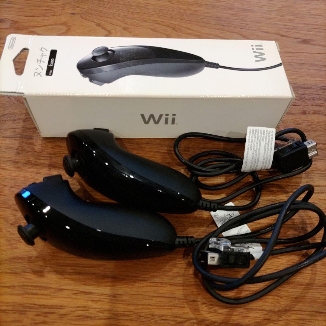 Nintendo Wii 本体&リモコン&ヌンチャク&ソフト