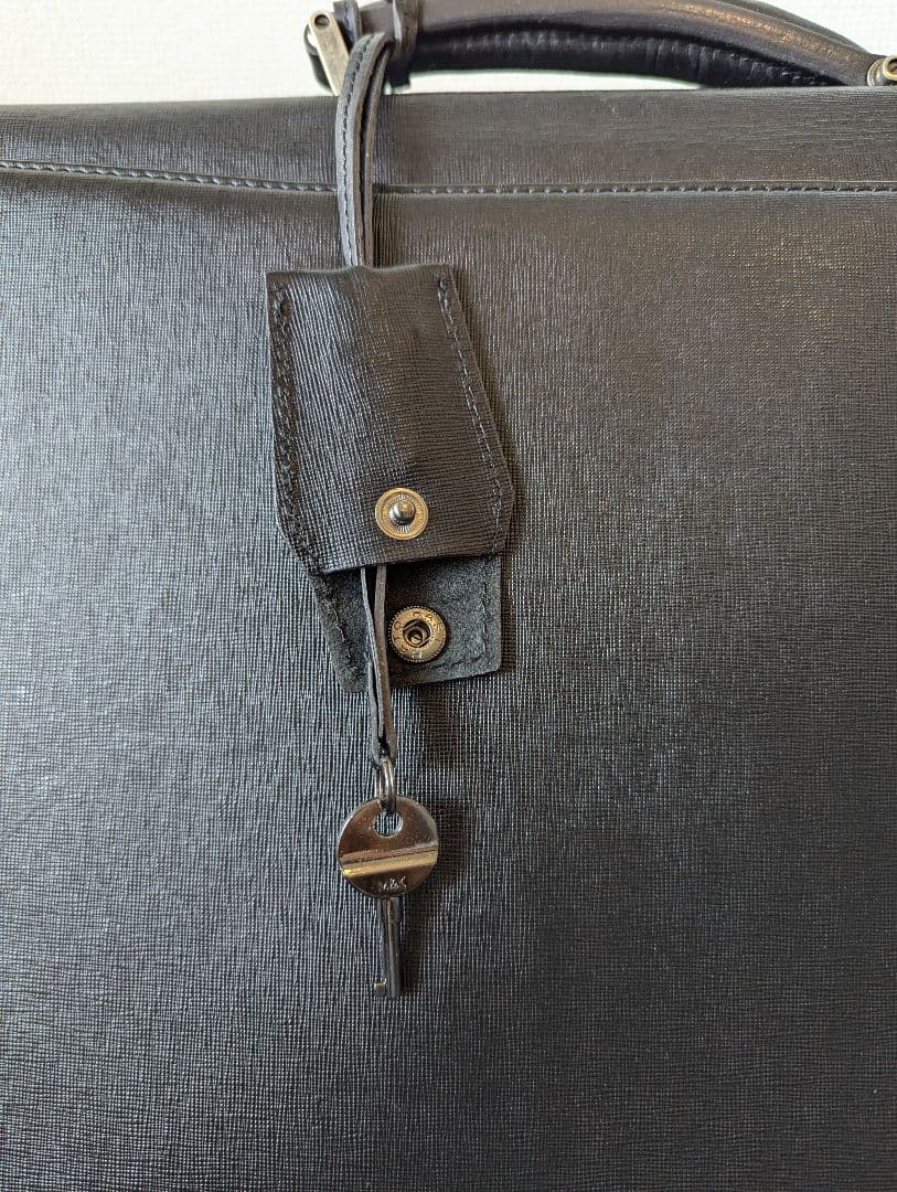 【mi mi 】フジタカ ディアマン レザービジネスバッグ A4 カブセ