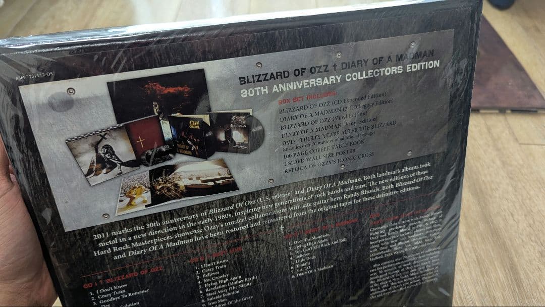 邦楽 OZZY OSBOURNE (BLIZZARD OF OZZ)