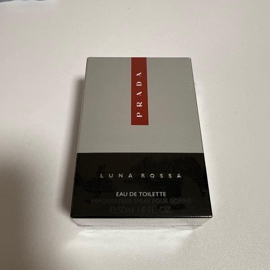 PRADA 香水 ルナロッサ