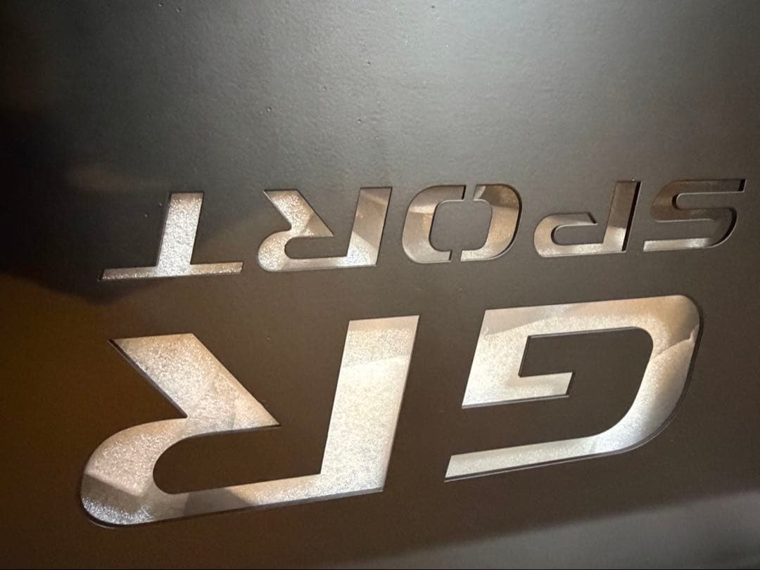 トヨタ ハイラックス GRスポーツ フロントスキッドプレート黒