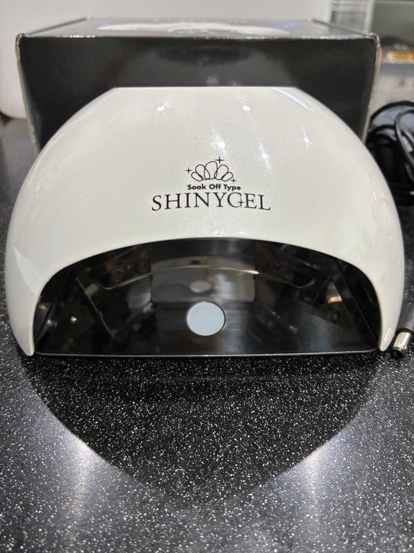 美爪‼️SHINYGEL LEDランプとジェル3色セット