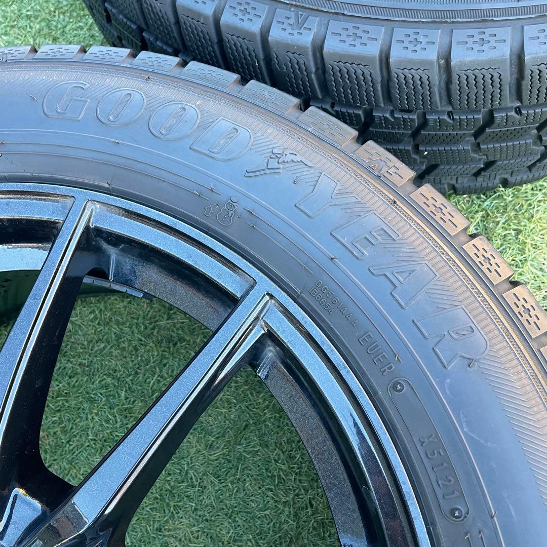 ①215/60R17 スタッドレスタイホイールセット グッドイヤー (1/4)