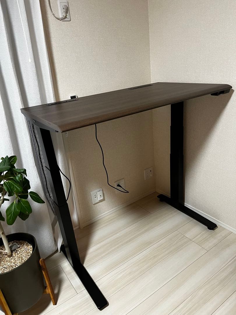 オカムラ　スイフト　Swift 高さ65〜125cm 幅115cm 奥行68cm