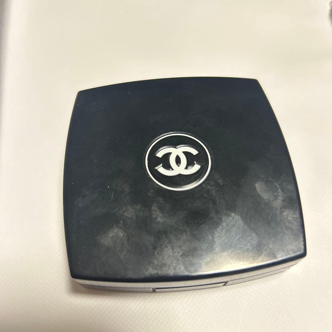 CHANEL レキャトルオンブル 78 リヴァージュ