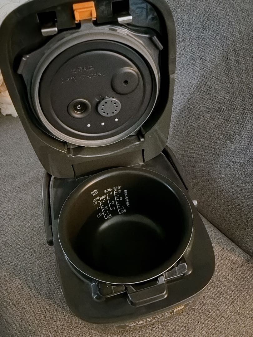 ⭐︎美品⭐︎象印 圧力IH炊飯ジャー極め炊き NW-CB10 5.5合