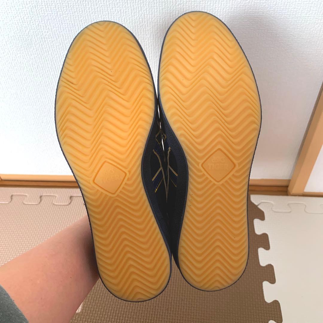 アシックス　バレーボール　審判用　シューズ