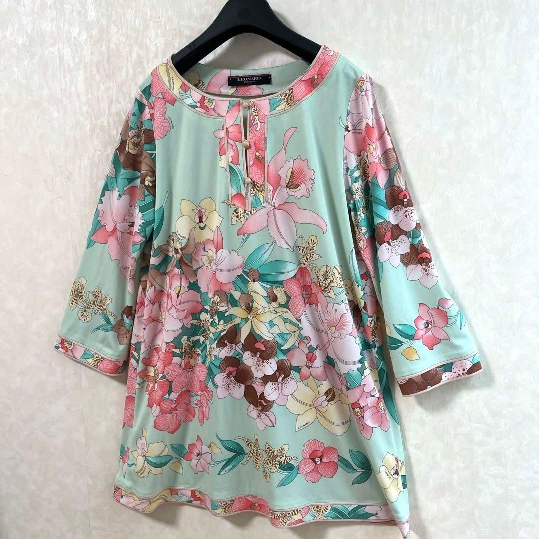美品✨レオナール カンカン素材 チュニック フレア 多色 花柄 ゆったり L