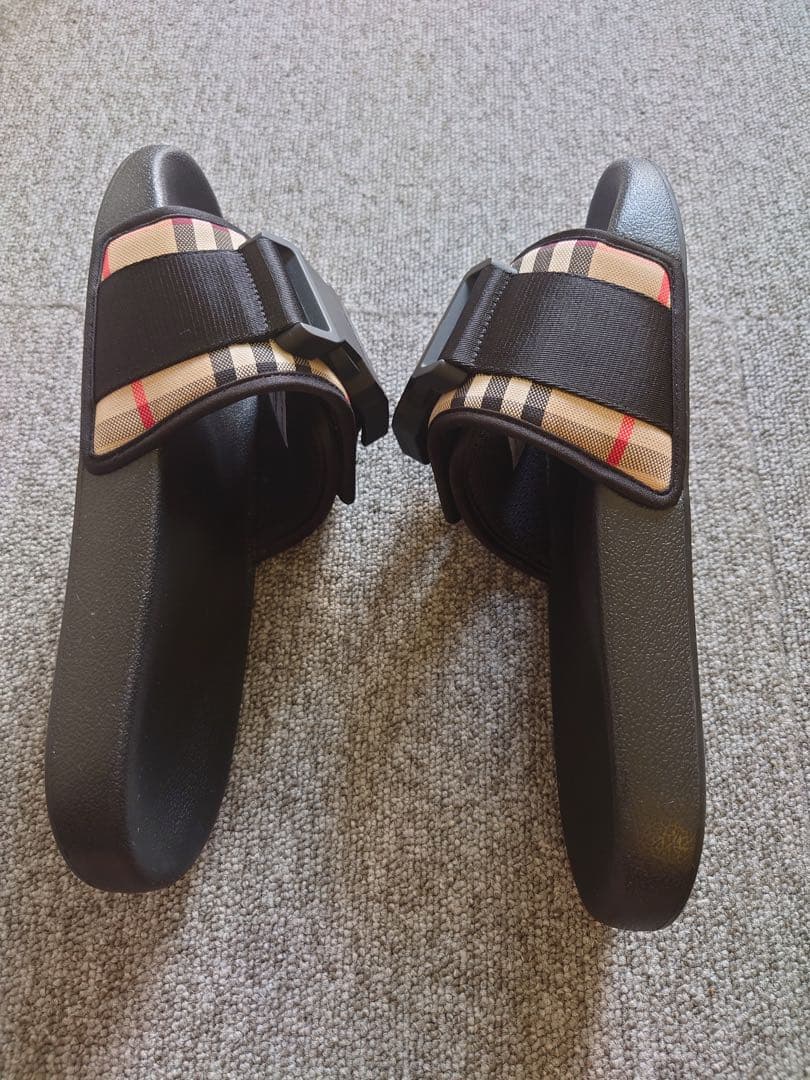 バーバリー BURBERRY サンダル キャメロンベージュ