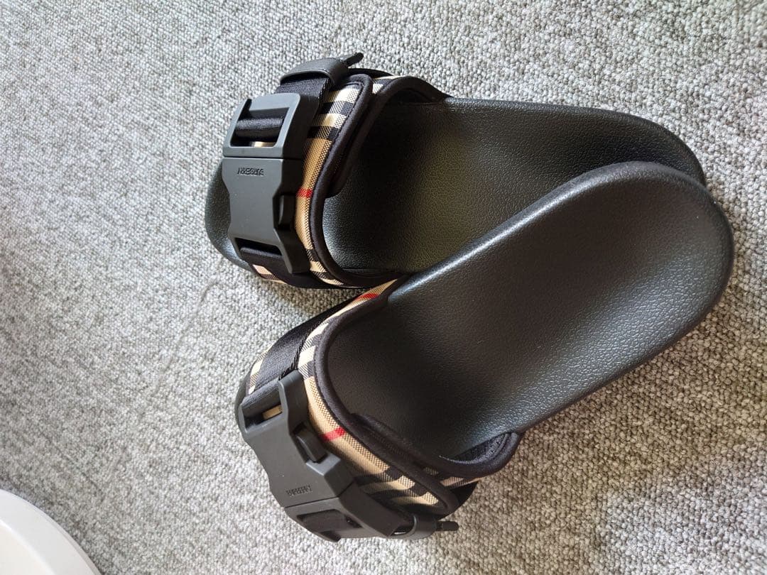 バーバリー BURBERRY サンダル キャメロンベージュ