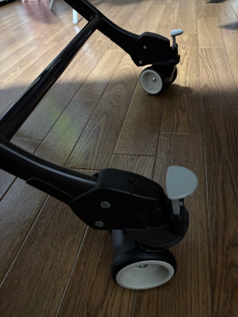 Aprica　電動ハイローチェア ユラリズム オート DX