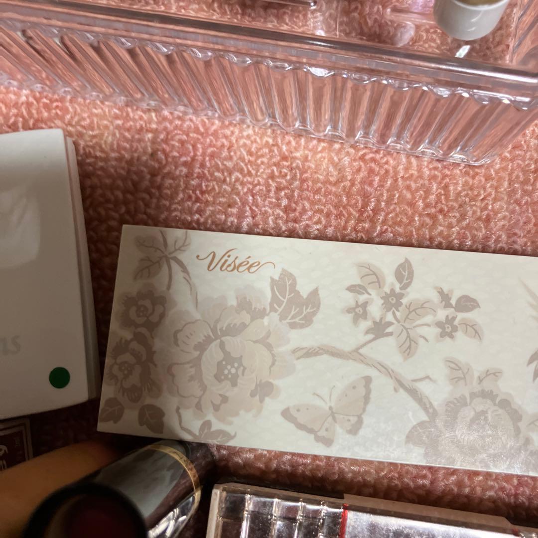 デパコスまとめ売り　コスメまとめ売り　シャネル　ディオール　マキアージュ ￼