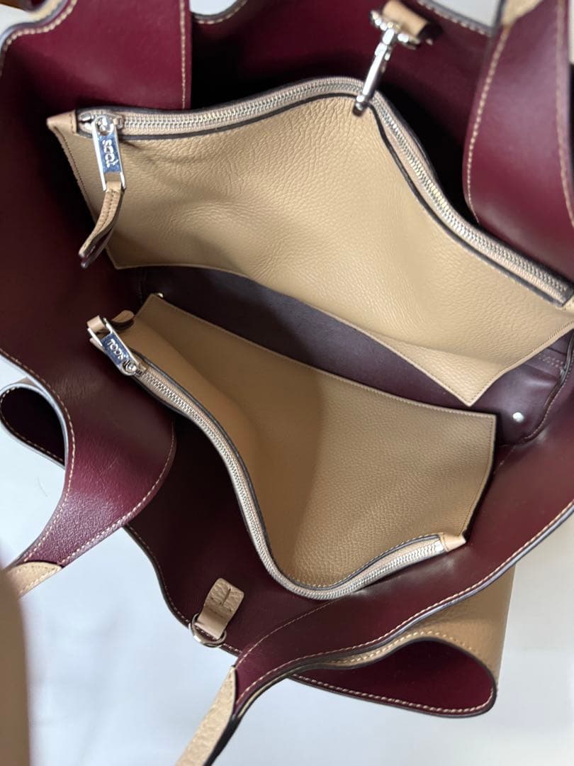 【TOD’Sのレザートート】