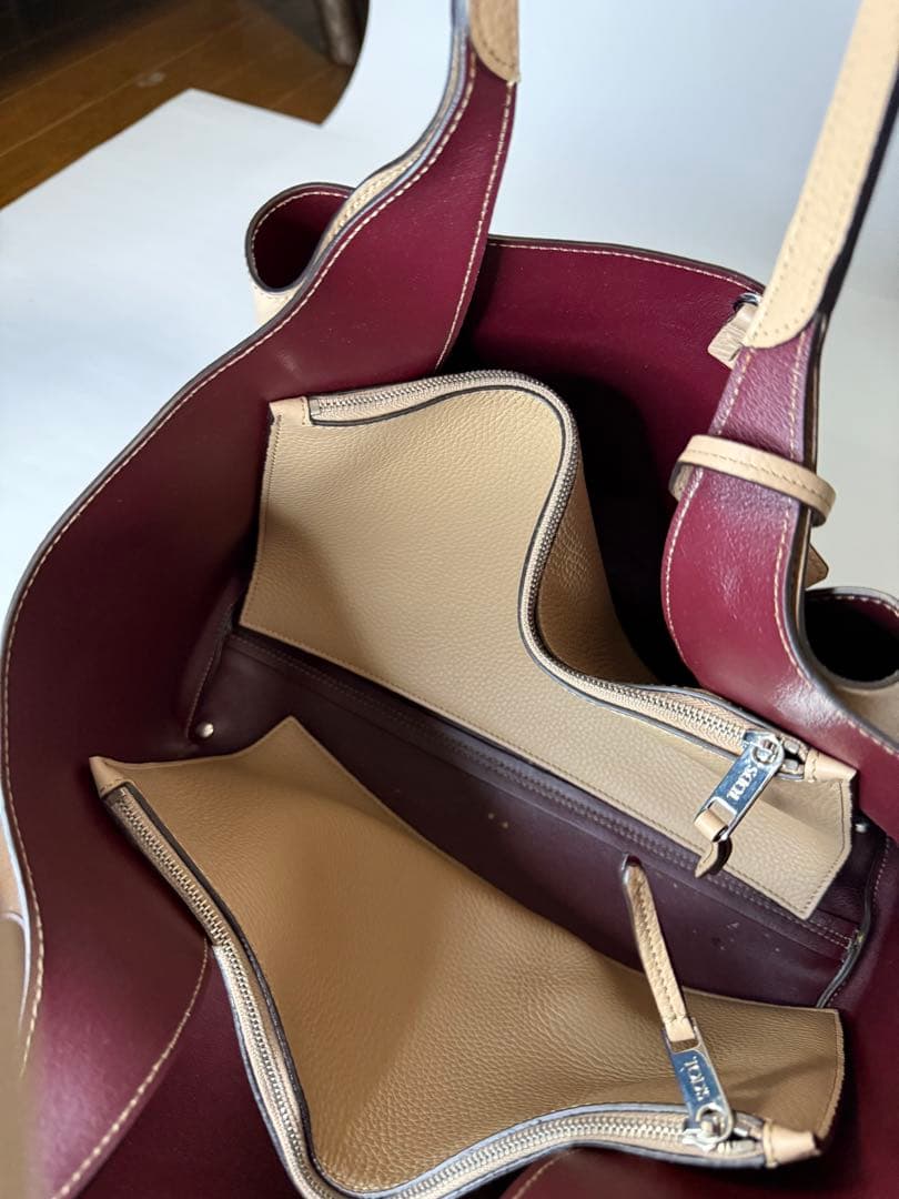 【TOD’Sのレザートート】