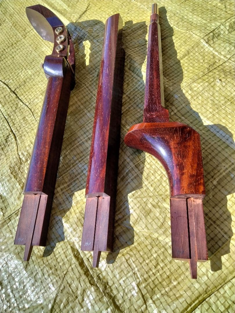 紅木 高級 三味線 紅木糸巻 両面犬皮