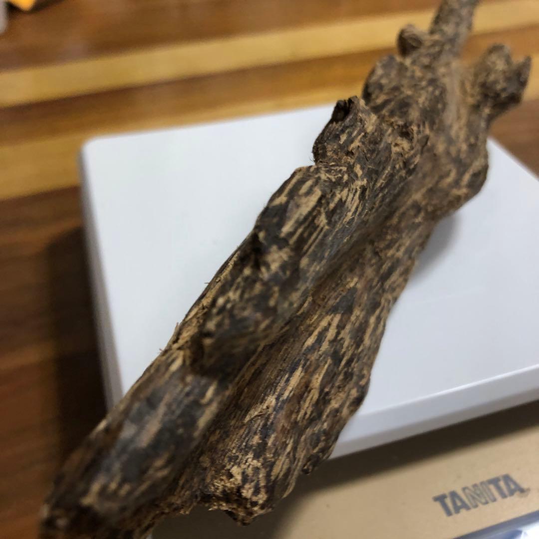 産高品質沈香伽羅86g香道聞香用六国五味　香木