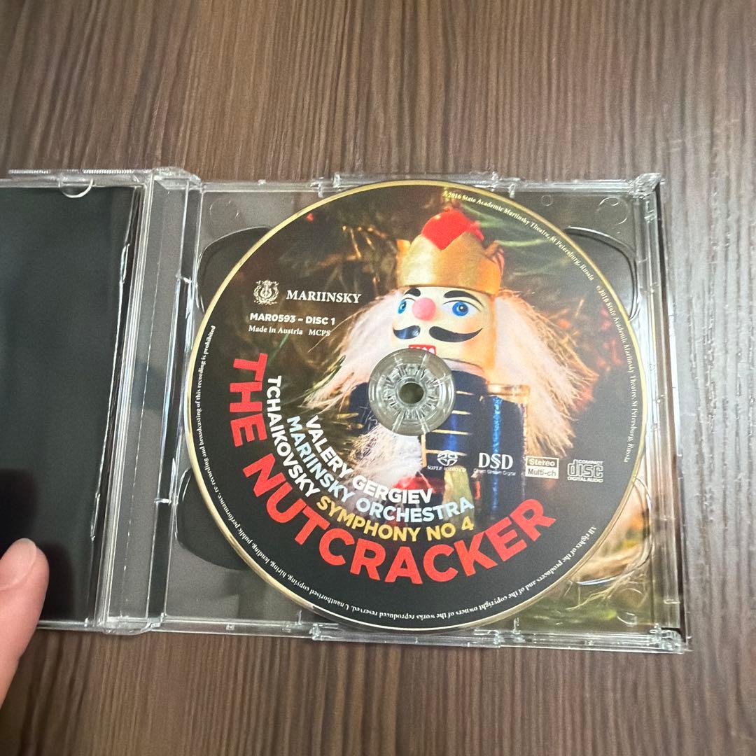 【稀少2SACD】チャイコフスキー：くるみ割り人形全曲、交響曲第4番　ゲルギエフ