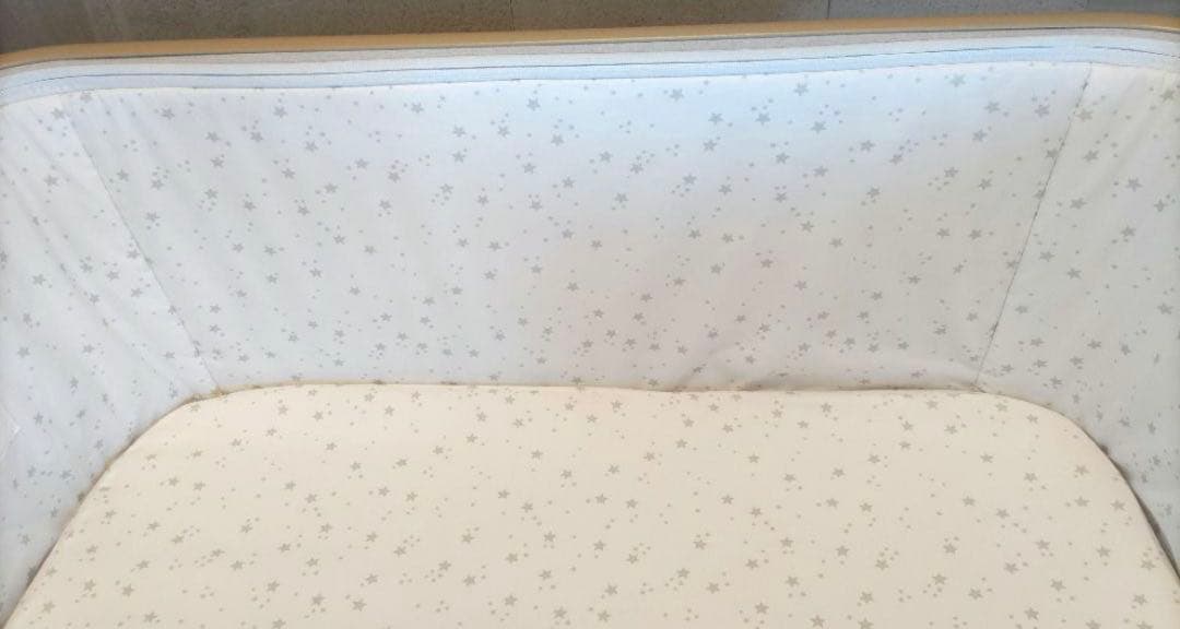 HZDMJ 2023新型ベビーベッド　ベージュ