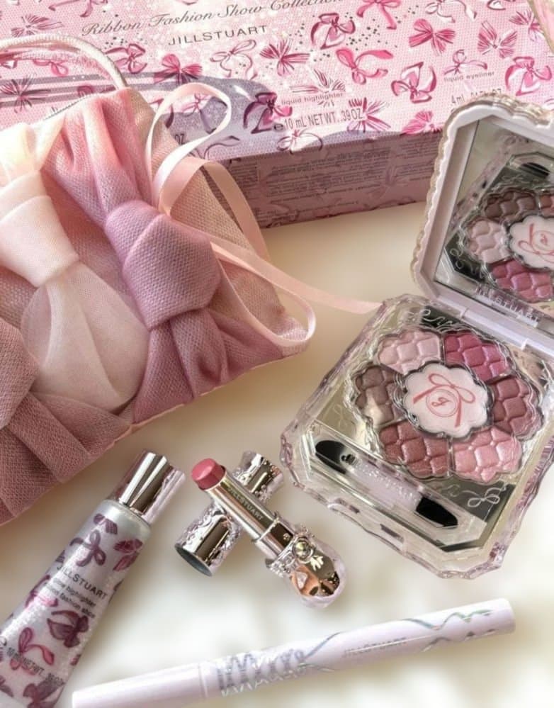 新品JILL STUARTリボンファッションショー コレクションクリスマスコフレ