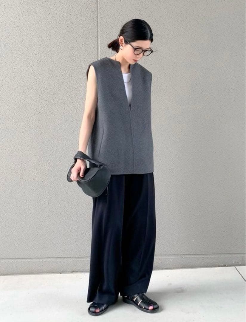 m*.様 TODAYFULトゥデイフル　キーネックウールベスト