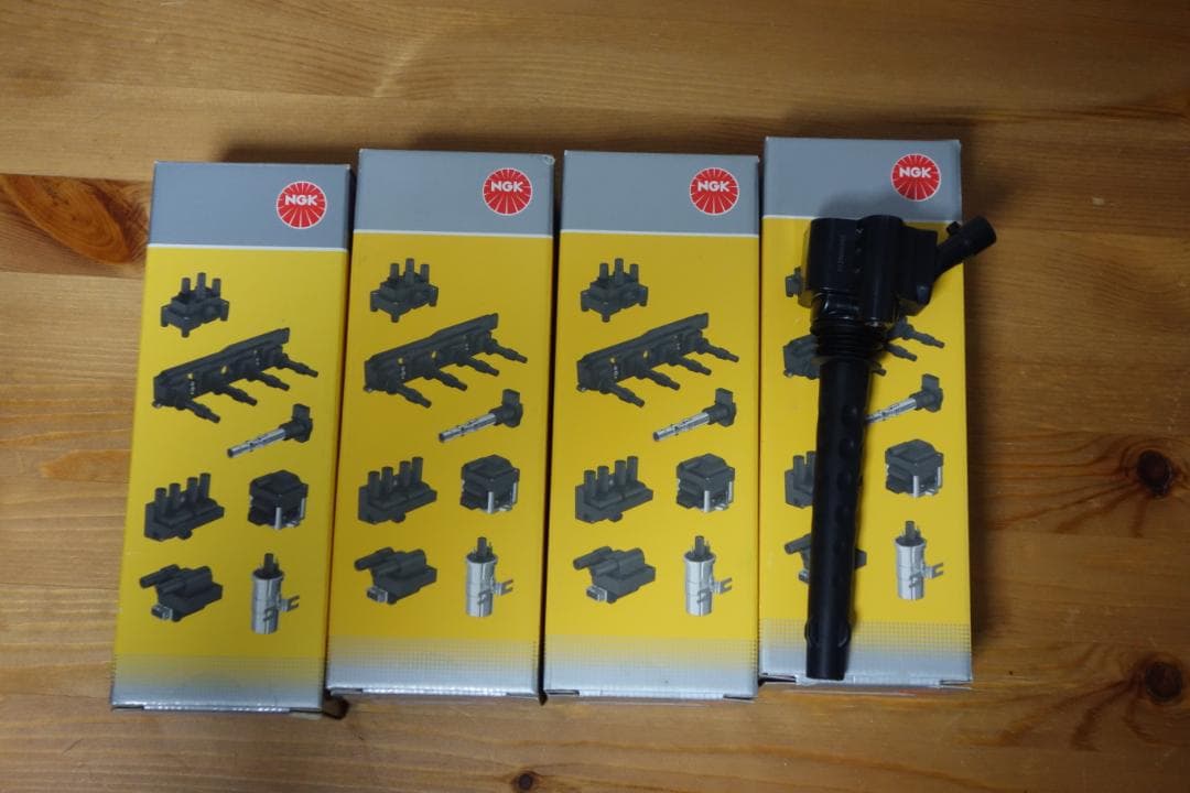 アバルト 595 NGK コイル 4個セット 新品未使用