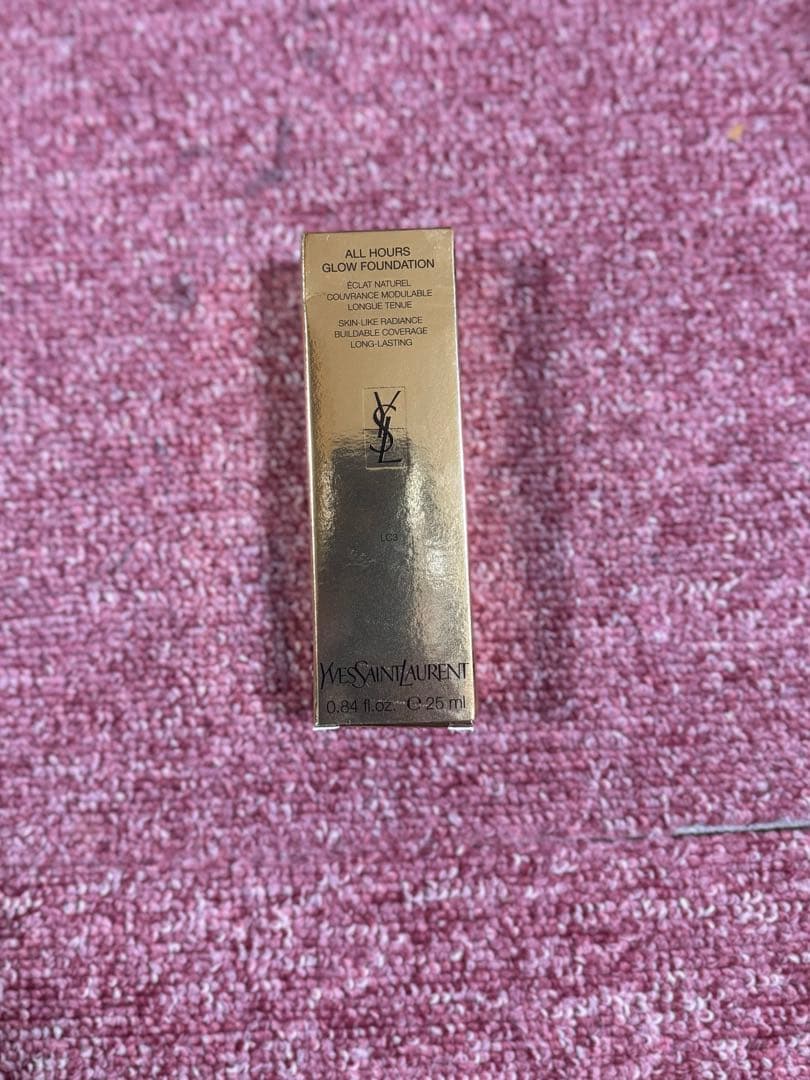 秋新作！イヴサンローラン オールリキッドアワーズグロウLC3