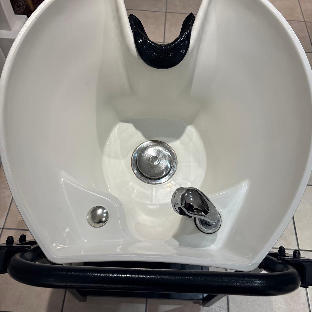 【訪問美容・出張美容】移動式シャンプー台