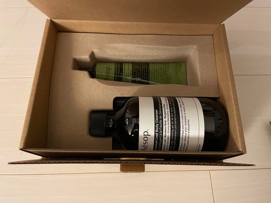 Aesop ギフトキット：スクリーン２