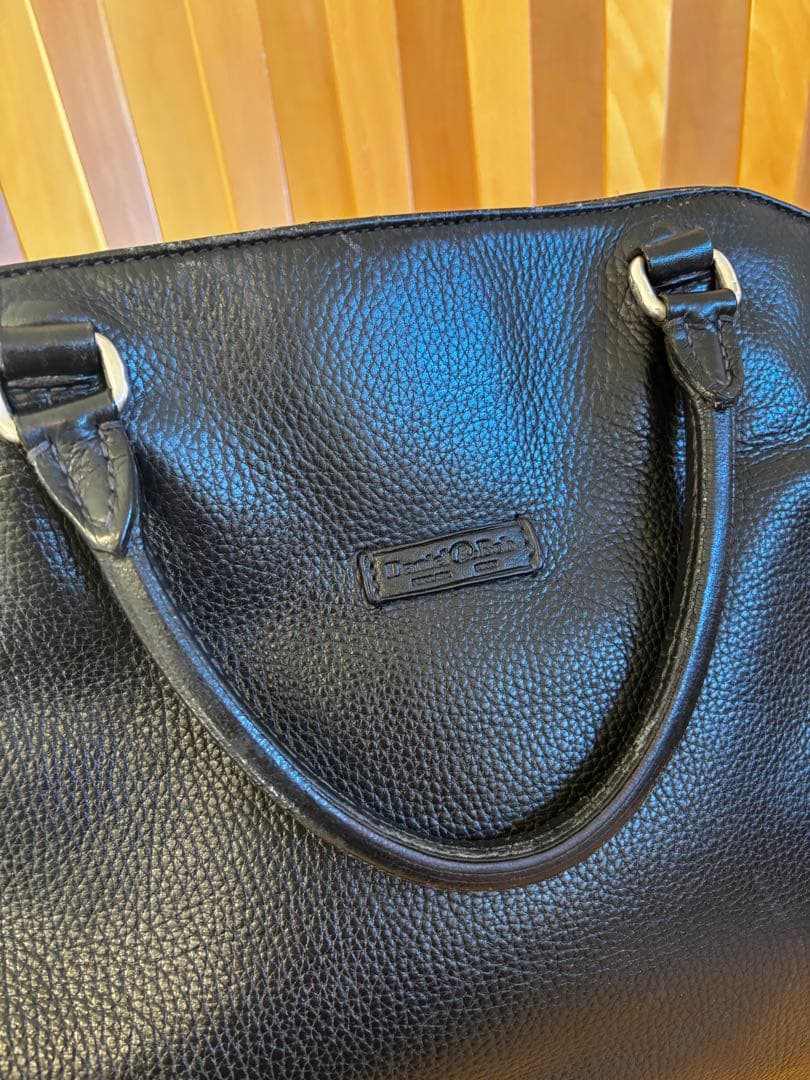 ブラックレザートートバッグ