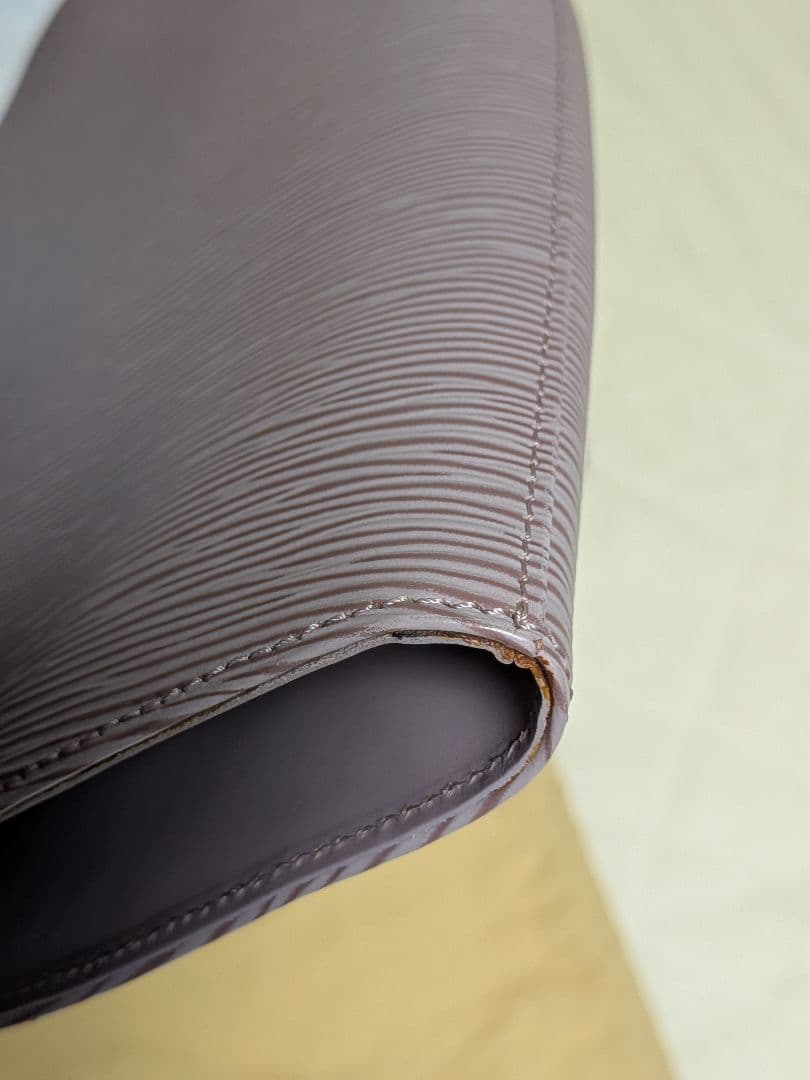 美品 ルイヴィトン エピ ノクタンブル ライラック