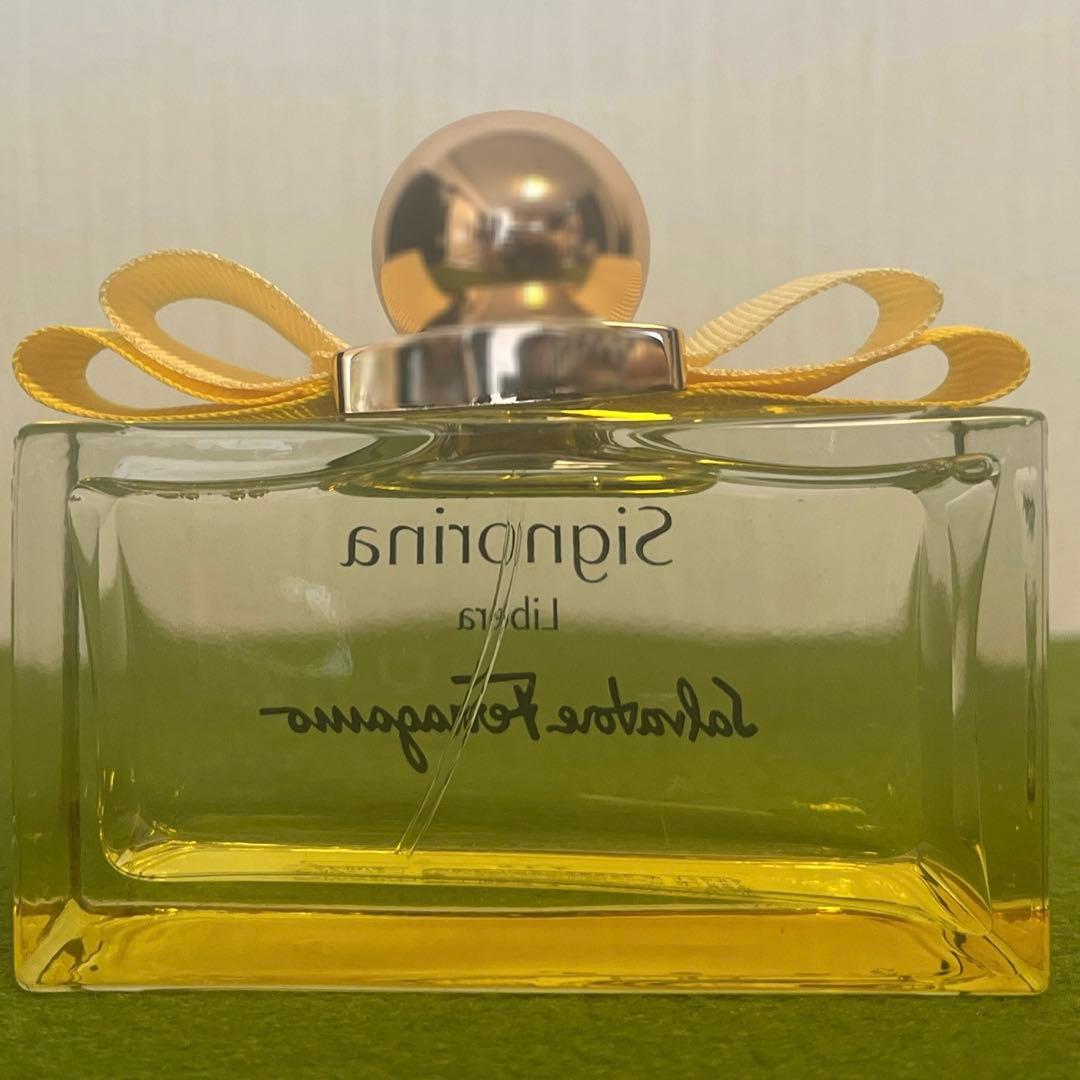 サルヴァトーレ　フェラガモ　シニョリーナ　リベラ　オーデパルファム 100ml