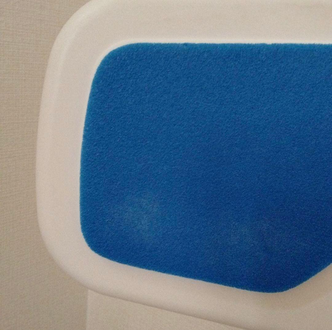 介護用　お風呂椅子　と　滑り止めマット