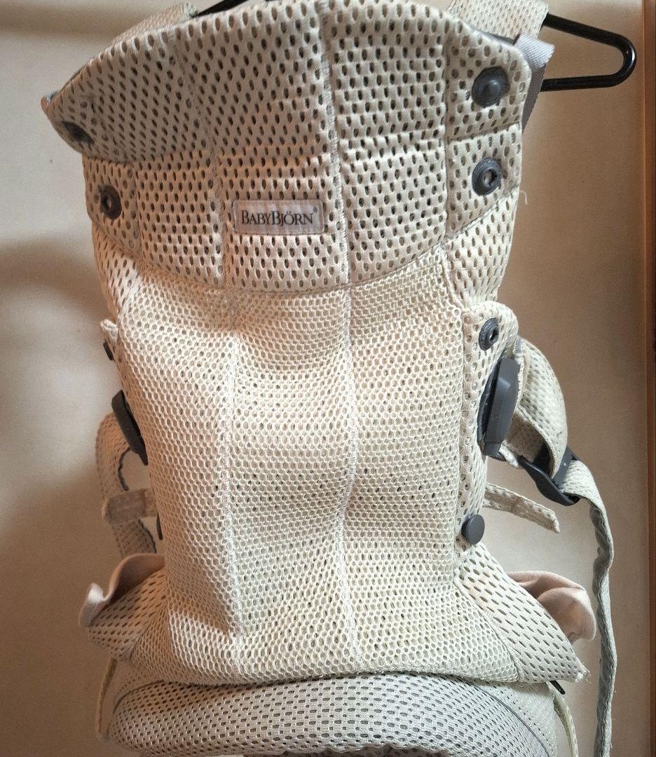 BABYBJÖRN 抱っこ紐 クリーム？　グレー？　ベビーキャリアハーモニー