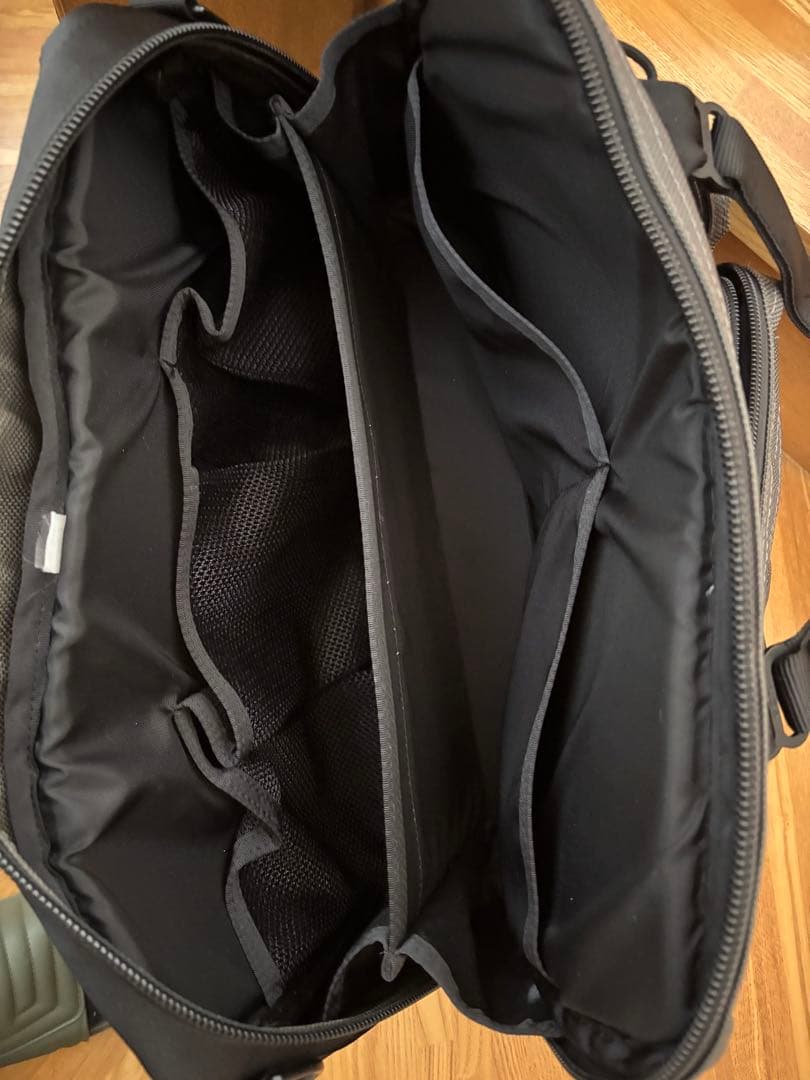 ブリーフィング A4 LINER 2WAY スティール