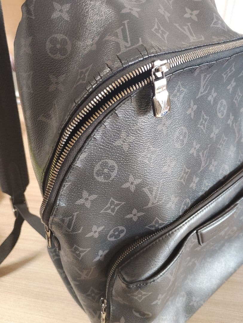 行*う様 LOUIS VUITTON　バックパック