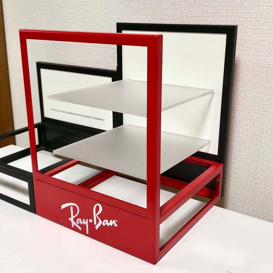 ray-ban 眼鏡　メガネ　ディスプレイ　展示　展示品　メガネ置き　眼鏡　赤