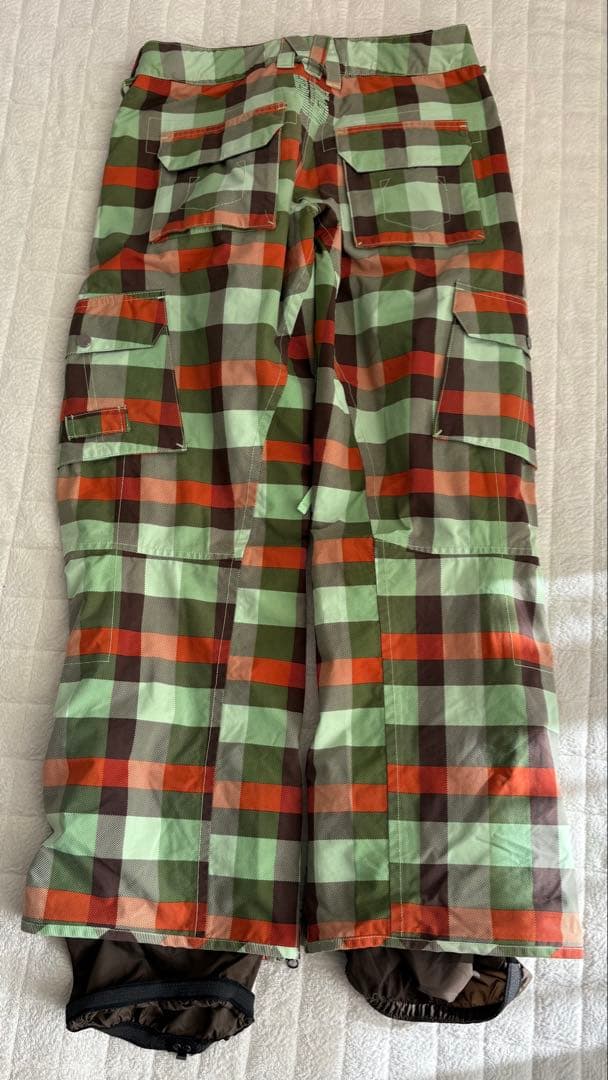 burton スノーウェエア レディース　上M　下S　白系チェックスノボースキー