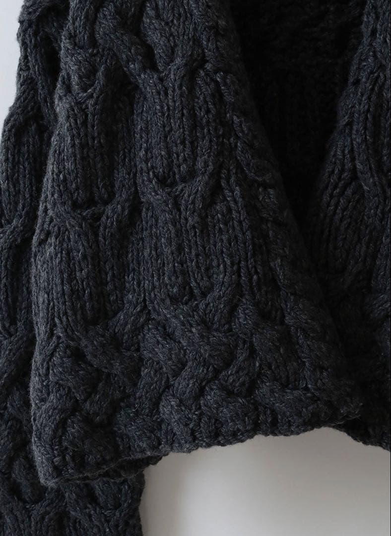 HER. 未使用 ハンドニットカーディガン チャコール エトレ