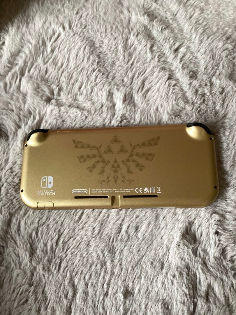 Nintendo スイッチ ライト　ハイラルエディション　ゼルダの伝説