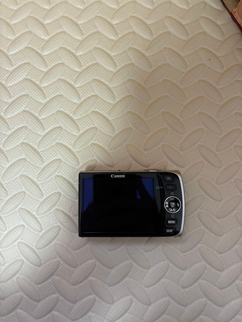 美品純正ケース付き　canon&キャノン　ixy910is デジタルカメラ