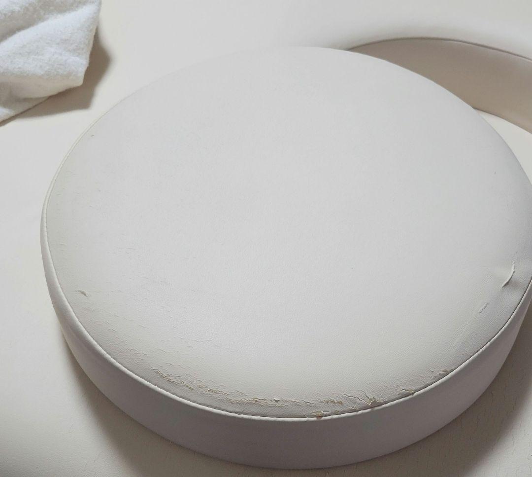 お値下げ中!　フォンタナ　ベッド　マッサージ　エステ　折り畳み