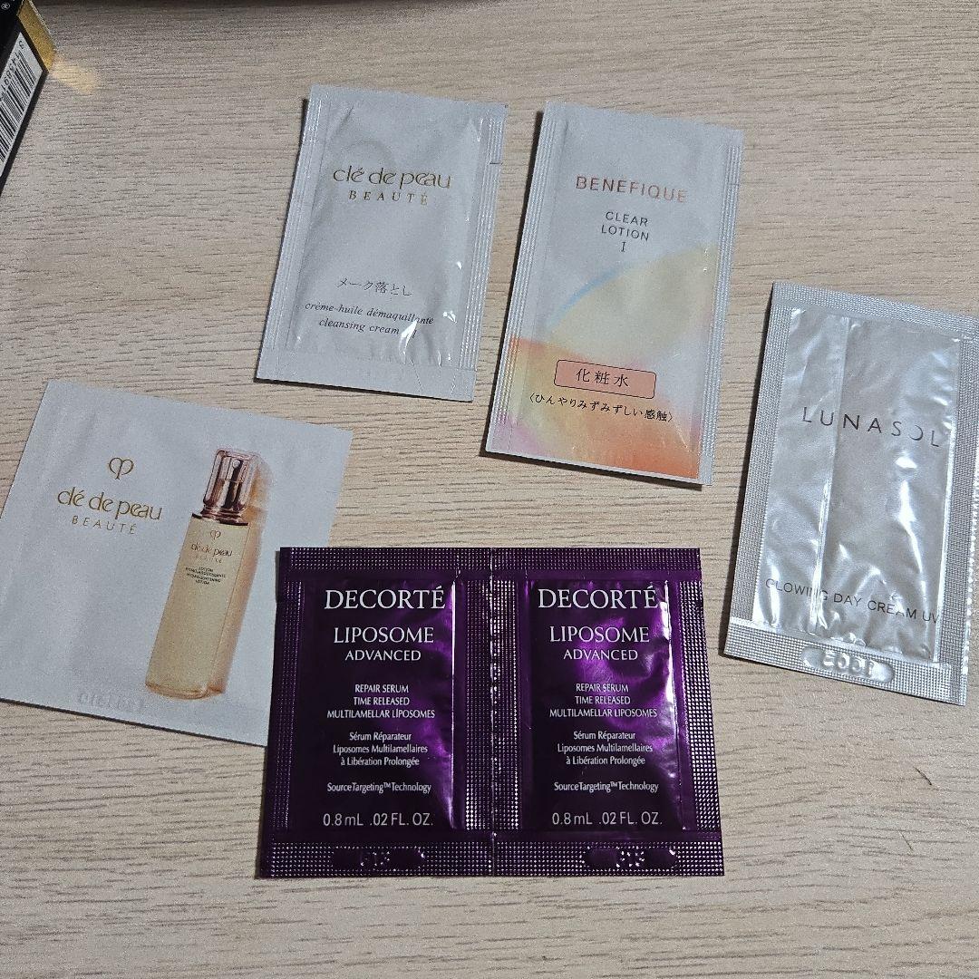 シャネル ルージュココフラッシュ272 ロザ　ボビイブラウン　グロス　サンプル