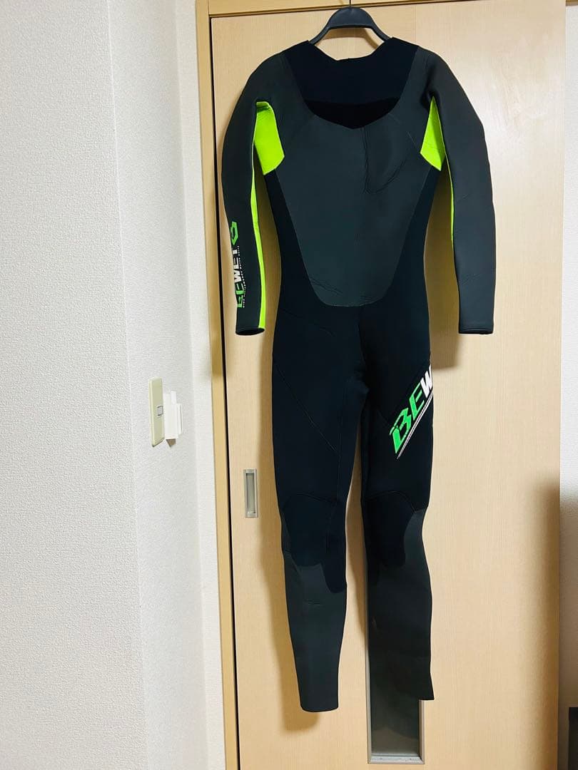 ビーウェット　BeWet 5mm フルスーツ ブラック　ウェットスーツ