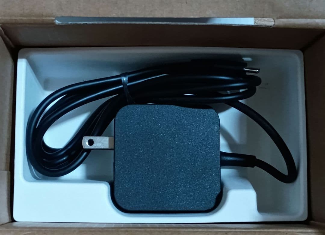 【美品】SteamDeckDock 純正 スチームデック ドック