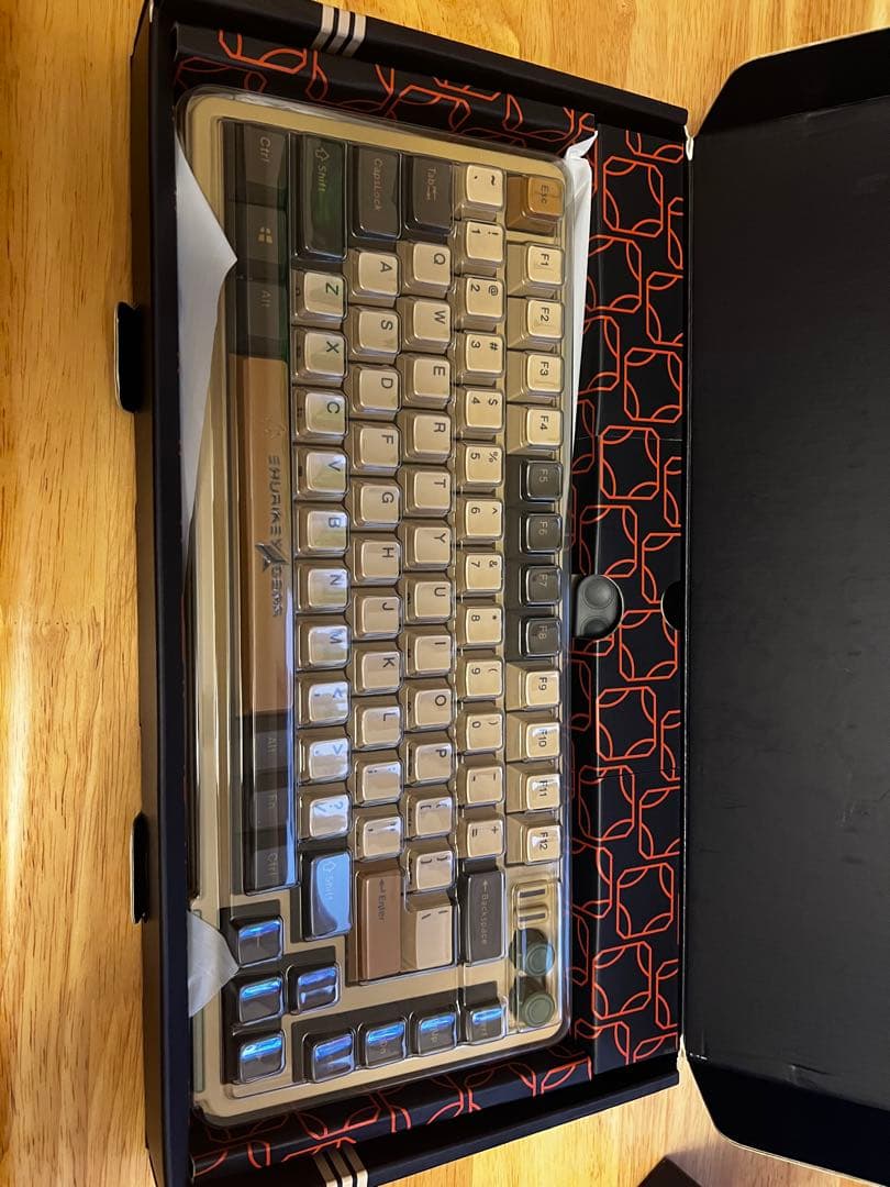 J*0様 Shurikey 75% ゲーミングキーボードワイヤレス対応