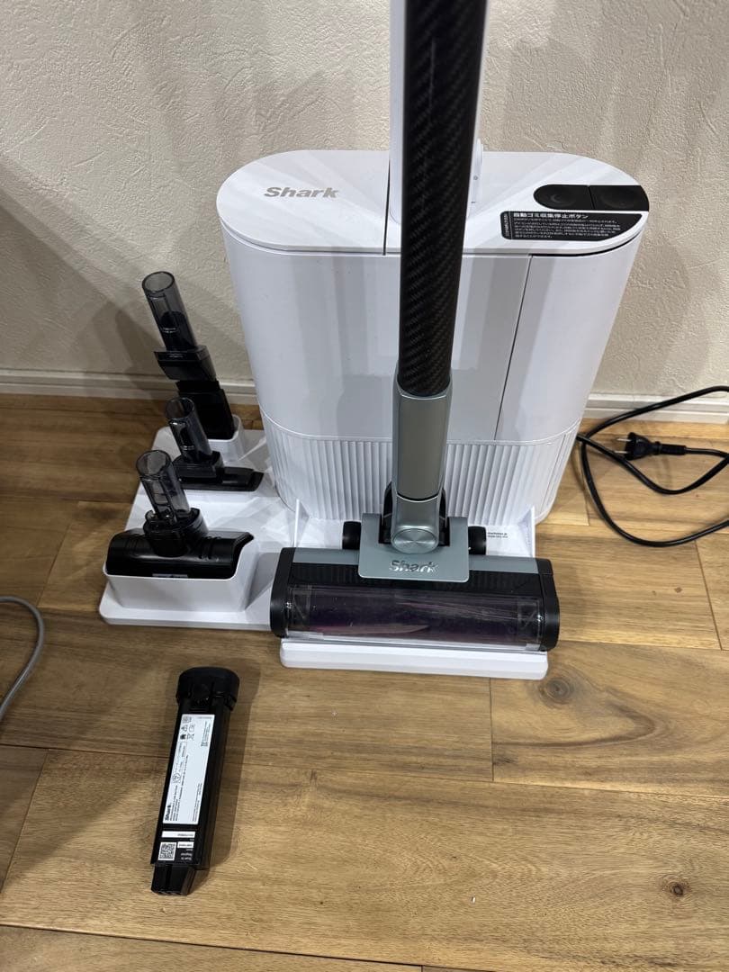 R*Z様 Shark スティッククリーナー LC501JGY