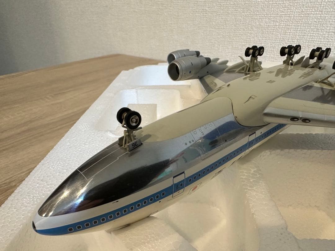 ANA B747SR-100全日空 BBOX 1/200 JA8136