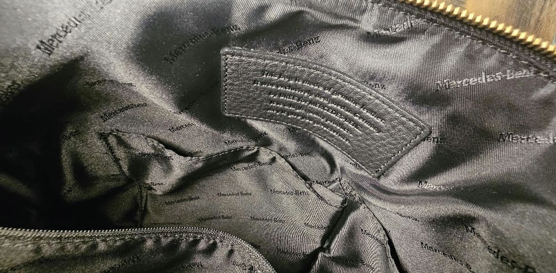 【ほぼ使用せず】 メルセデスベンツ × ブリー コラボ　ビジネスバッグ 本革 黒