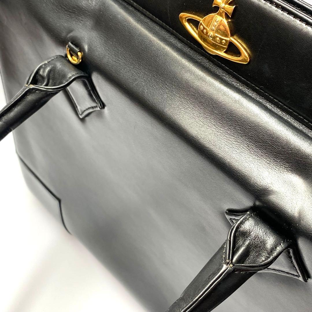 ヴィヴィアンウエストウッド　ビジネスバッグ　ブラック　手持ち