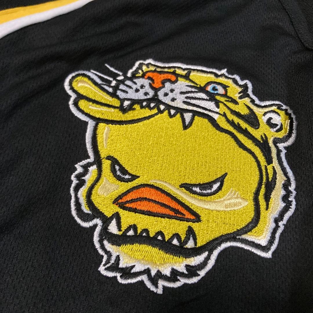 阪神タイガース×日清食品　2024限定コラボユニフォーム